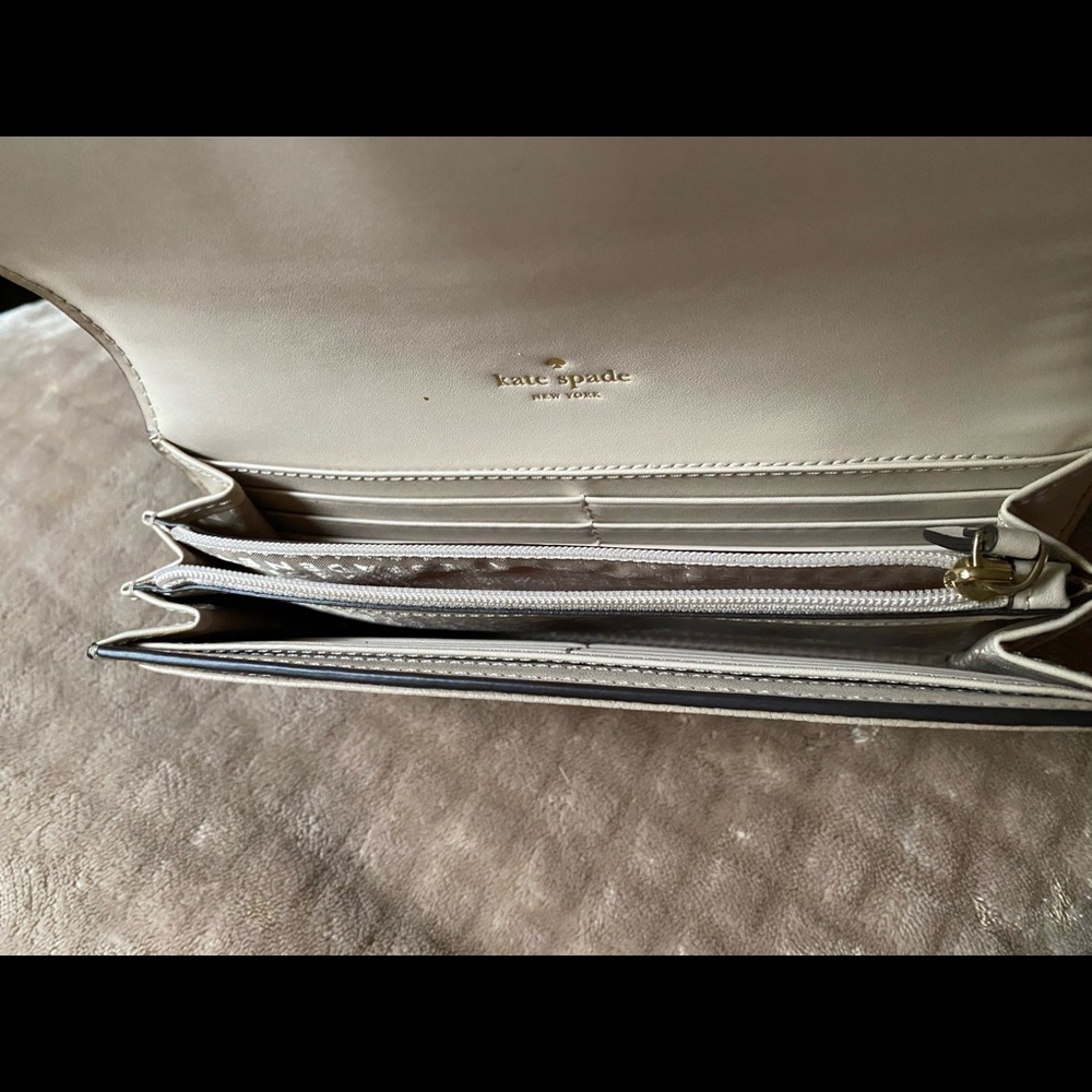 Wallet - Picture 3 of 4